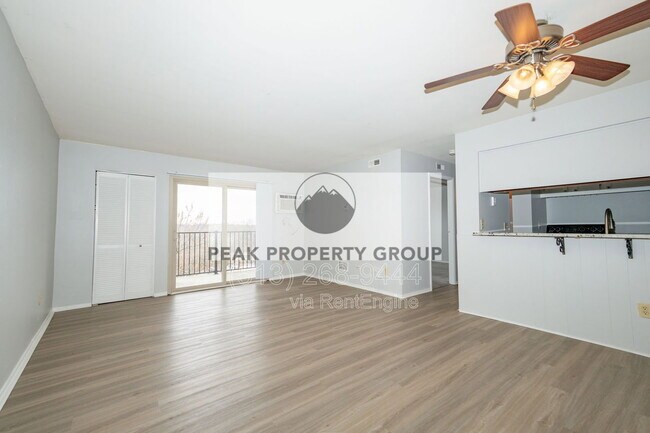 Photo - 2971 Deckebach Ave Apartment