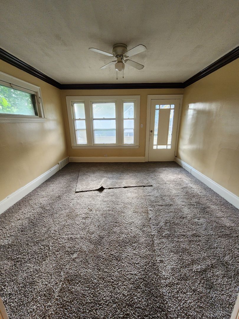 3045 E 130th St Cleveland, OH 44120 – photo 5