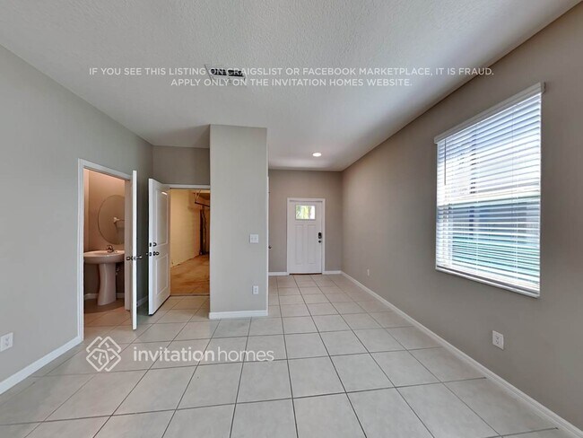 Building Photo - 5152 Forum Blvd