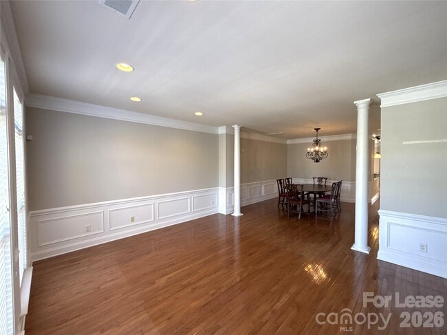 Foto del edificio - 2613 Huntman Way