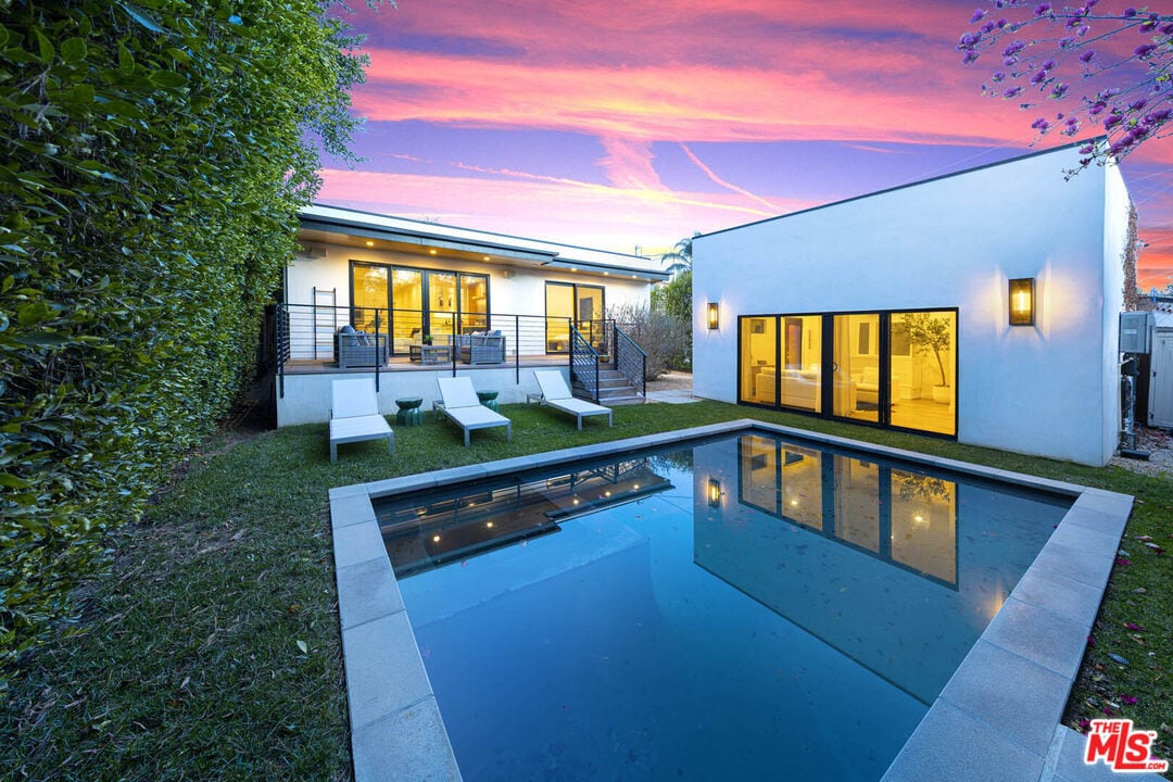 Foto principal - 123 S Kilkea Dr