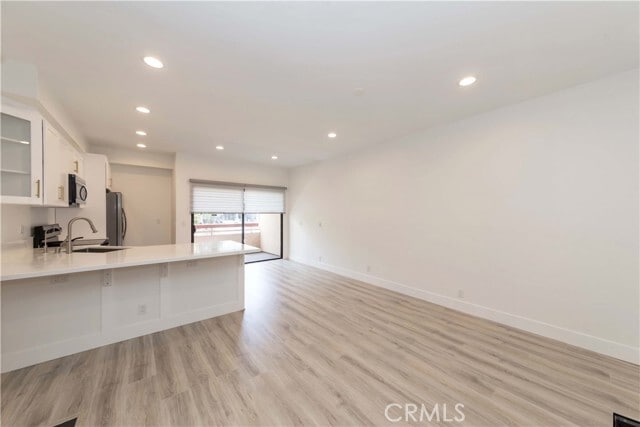Building Photo - 941 W Carson St