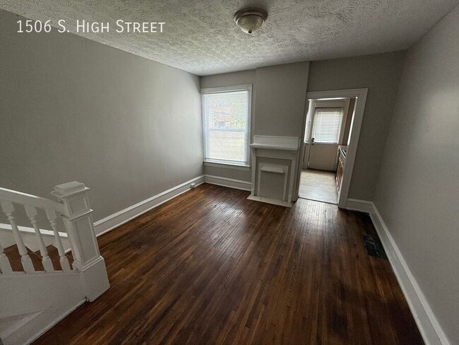 Building Photo - 1506 S High St