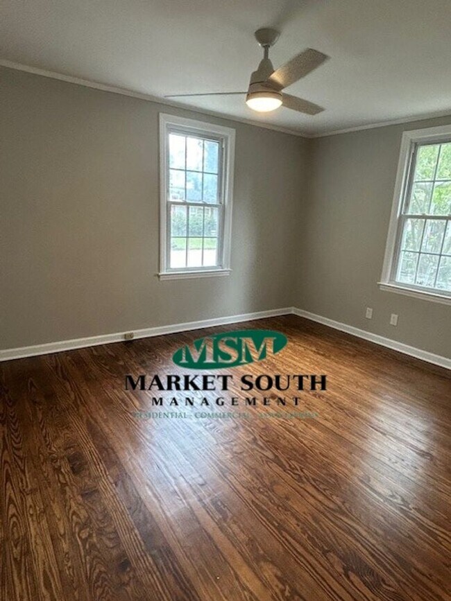 Foto del edificio - Remodeled home in East Savannah!