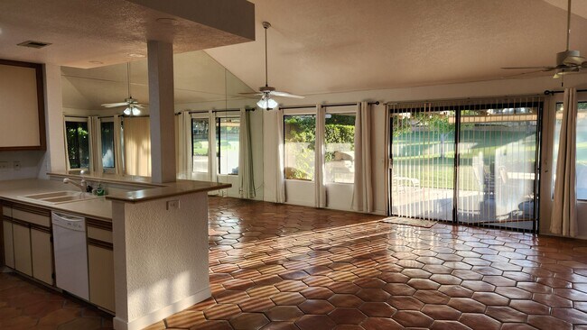 Foto del edificio - 41489 Woodhaven Dr W