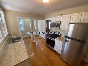 Building Photo - 28 Claymoss Rd