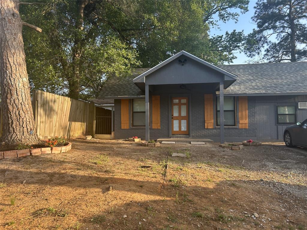 Foto principal - 615 W Dallas St