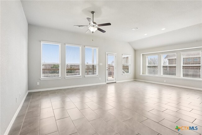 Foto del edificio - 1225 Havens Cross