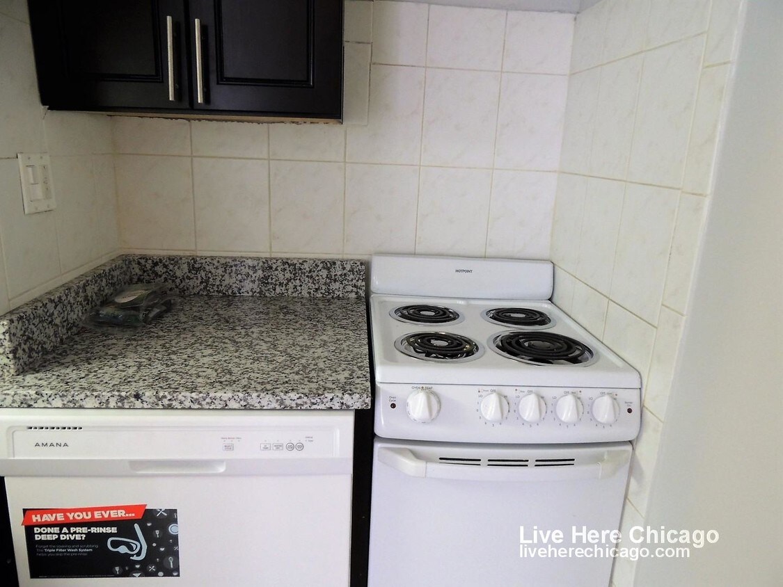 Foto principal - 4501 N Clarendon Ave