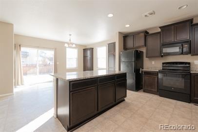 Building Photo - 6106 N Espana St