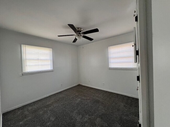 Building Photo - For Lease - 2211 E 11th - Odessa Tx 79761