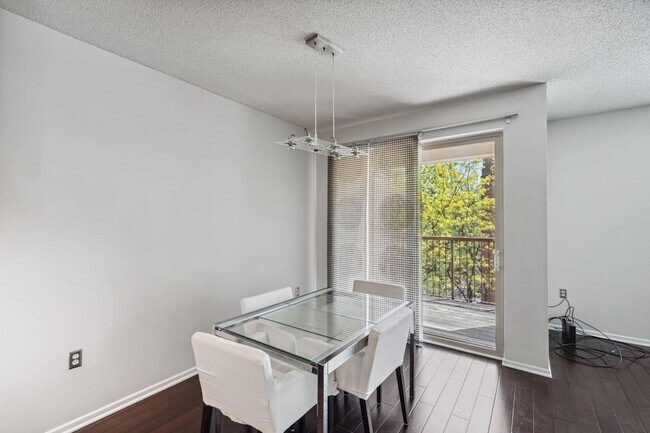 Foto del edificio - 675 N 1st St