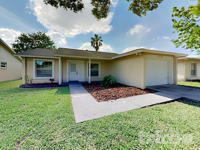 Foto del edificio - 1757 Lakeview Village Dr