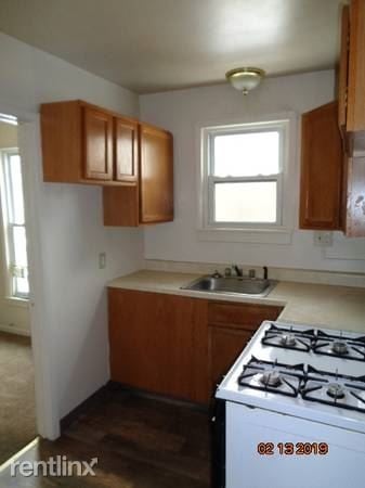 Foto del edificio - 2 br, 1 bath Apartment - 21 Grand Ave