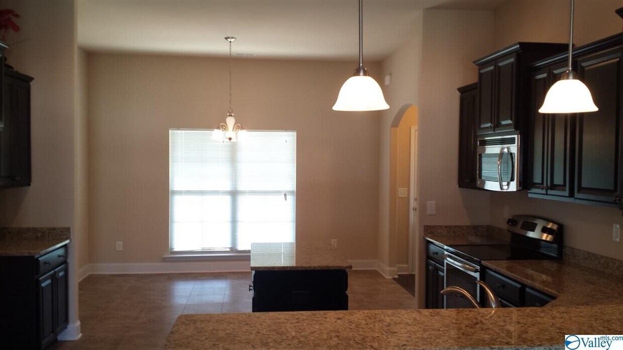 2504 SW Oxmoor Blvd, Huntsville, AL 35803 House Rental in Huntsville, AL