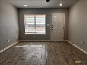 Building Photo - 2108 Saulsbury Dr