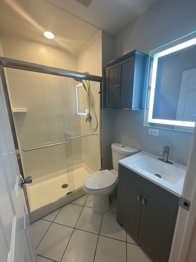 Bathroom 2 - 2234 W Melrose St
