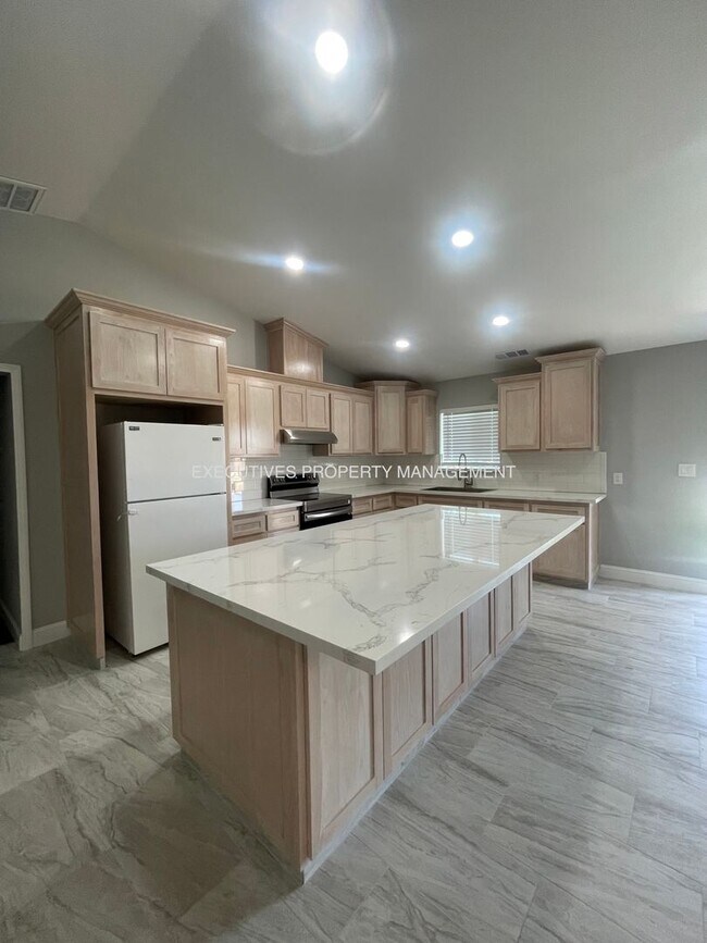 Photo - 1957 CA-140 House