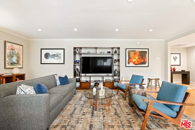 Foto del edificio - 1525 Hayworth Ave