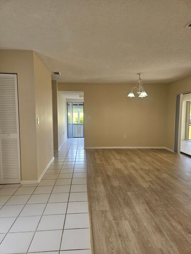 Foto del edificio - Port Charlotte home