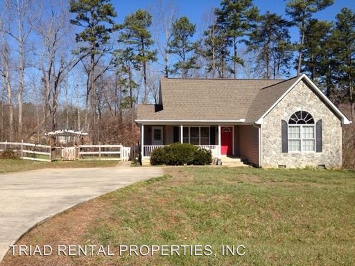Foto principal - 807 Raintree Ct