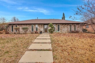 Building Photo - 2500 Downing Dr