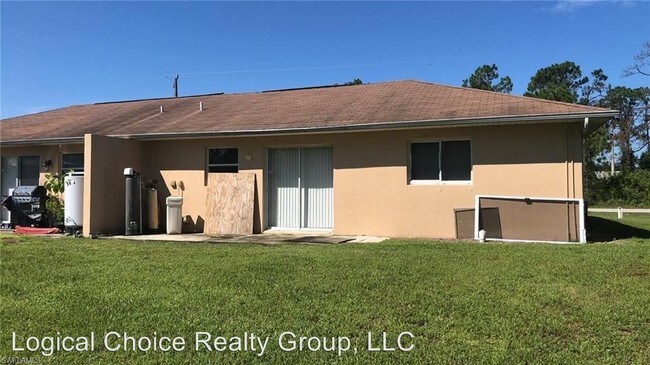 Building Photo - 3 br, 2 bath Apartment - 141 Meadow Rd.