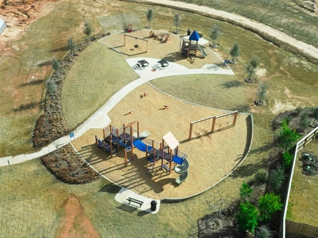 Building Photo - 307 Flower Reed Ct