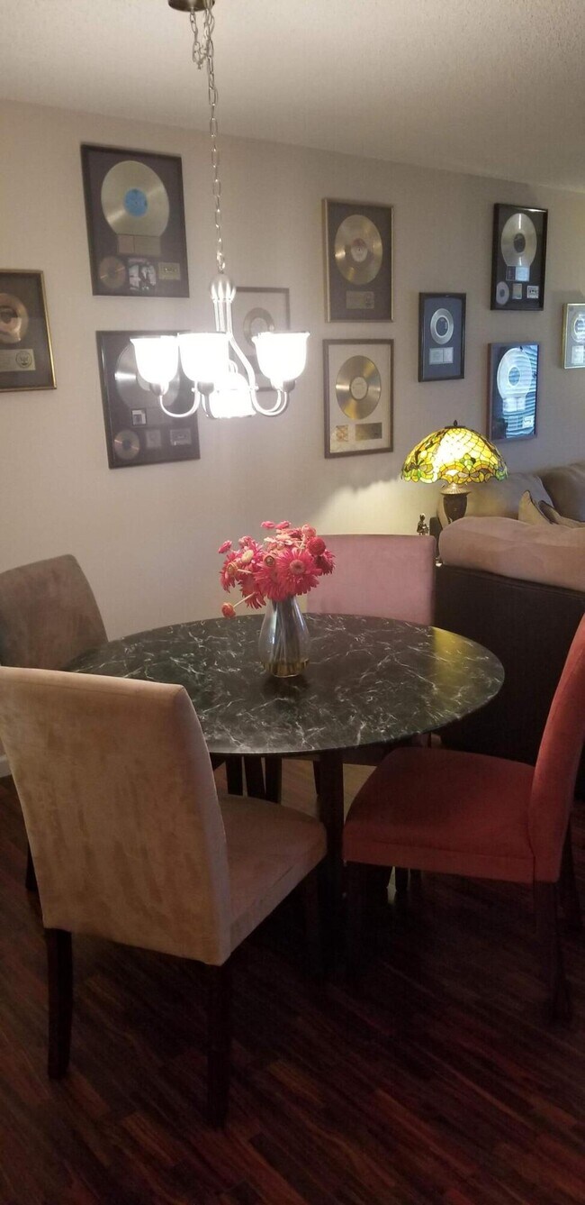 Foto del edificio - 14721 Bonaire Blvd