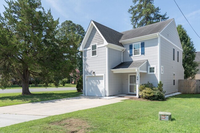Building Photo - MOVE IN READY 3 Bedroom in the Heart of Western Branch!