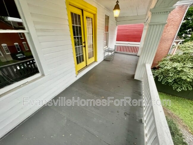 Building Photo - 205 Blackford Ave