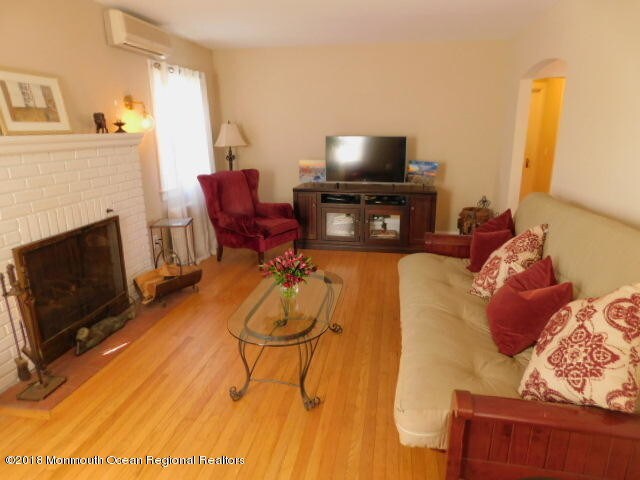 Foto del edificio - 99 River Ct