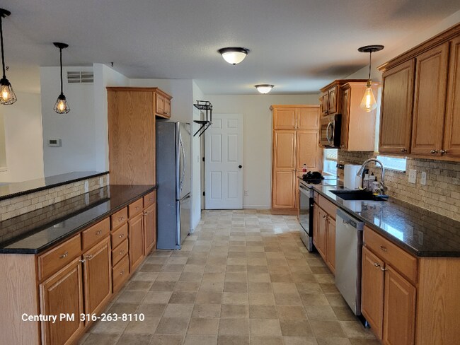 Foto del edificio - 16 Cedar Pointe Ct