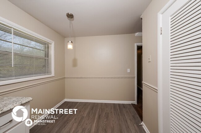 Foto del edificio - 9765 Virginianna Dr