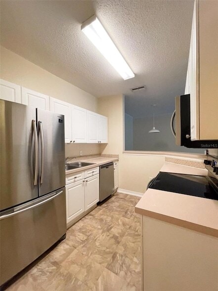 Photo - 18001 Richmond Pl Dr Apartment