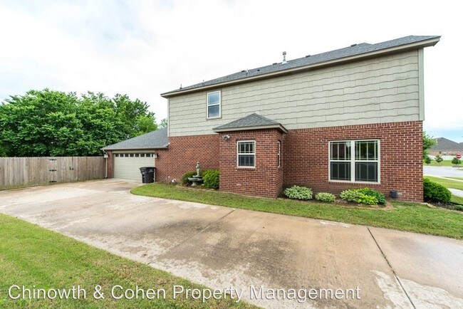 Building Photo - 3 br, 2.5 bath House - 5607 Cooper Court