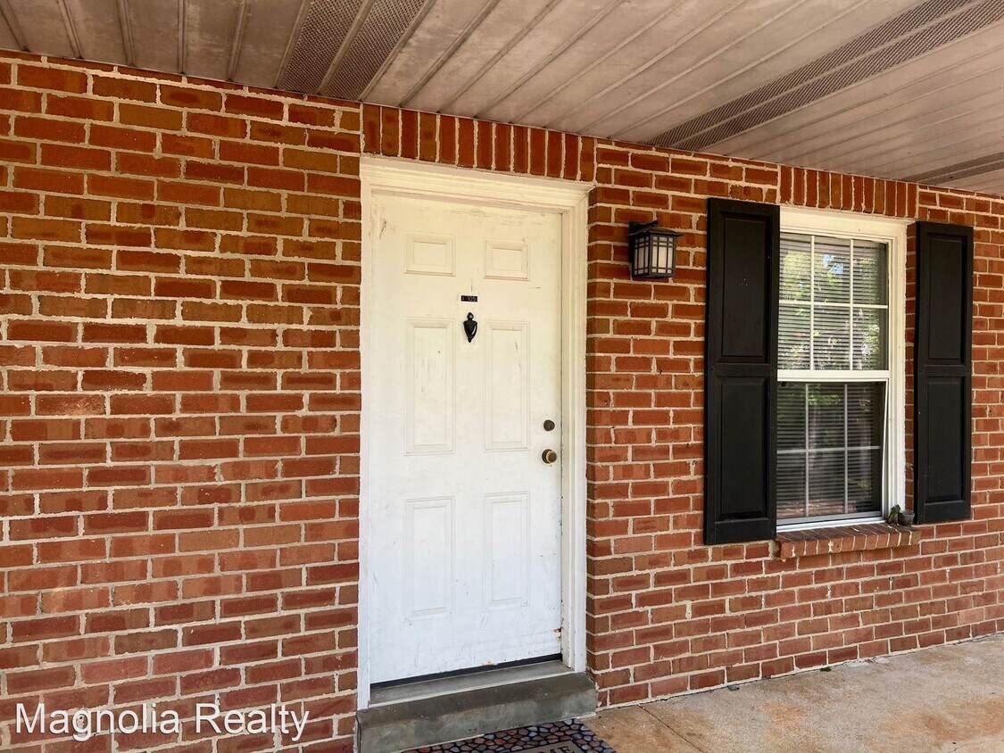 Building Photo - 1 br, 1 bath House - 162 East University D...