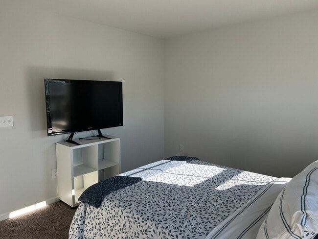 Photo - 333 Whittier St House