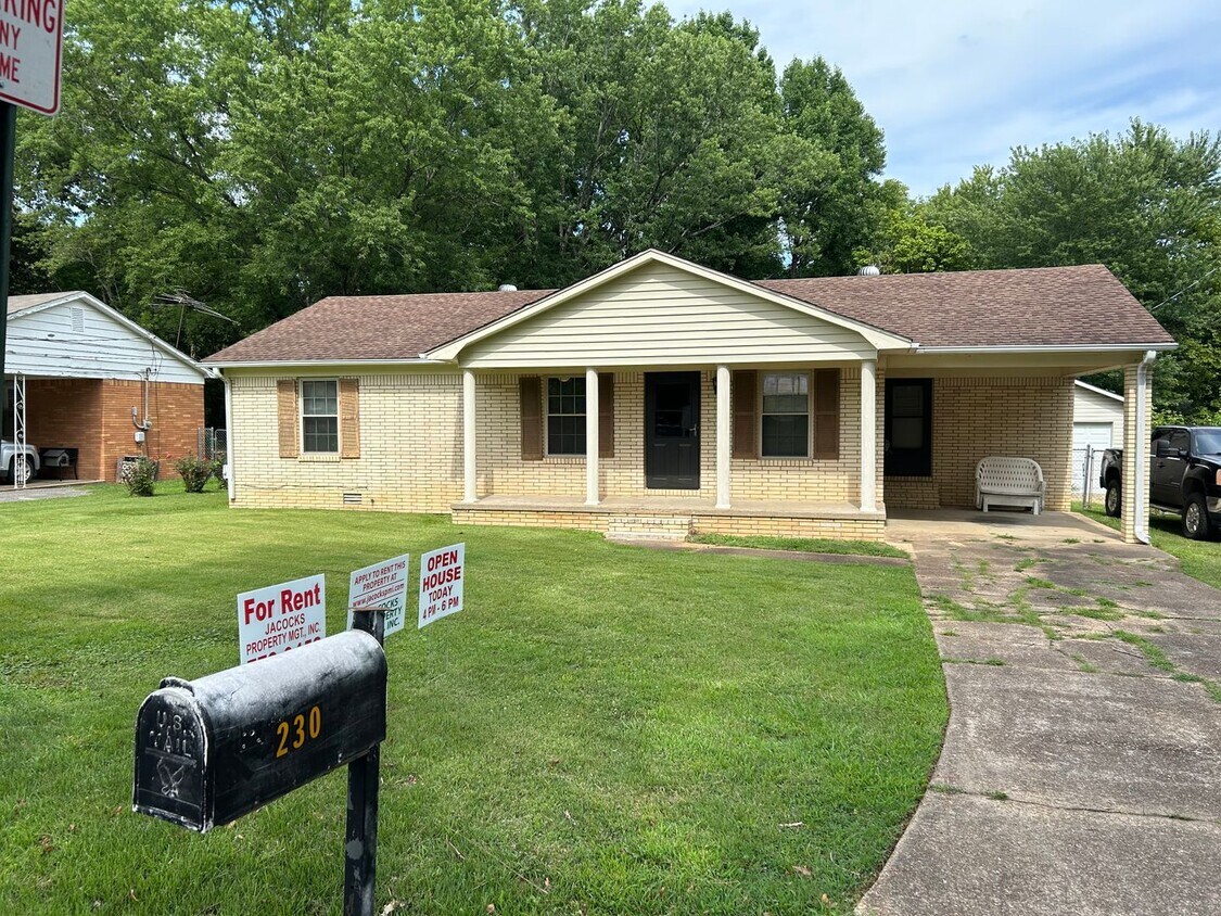 230 Sunlyn Ave, Brownsville, TN 38012 House Rental in Brownsville, TN