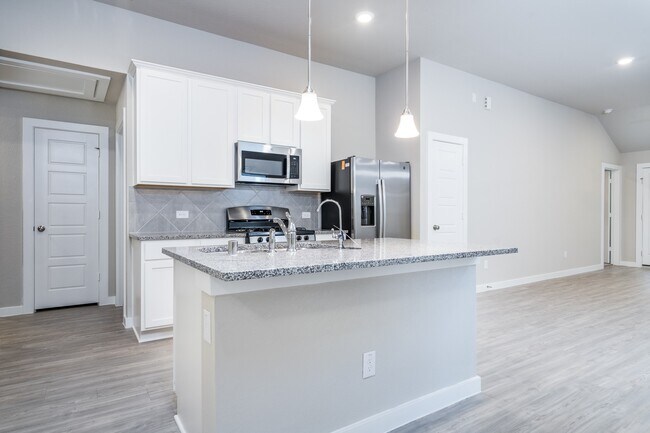 Foto del edificio - 17536 Rosewood Manor Ln