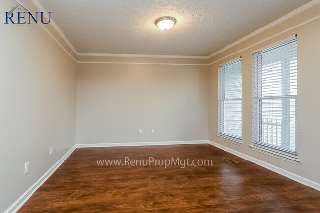 Building Photo - 109 Summerlake Pl