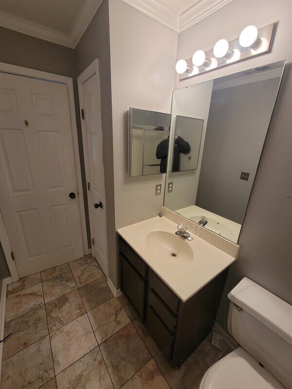Building Photo - 103 Jubilee Hill Dr