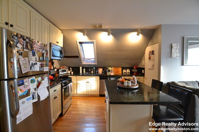 Foto del edificio - 9 Mapleton St