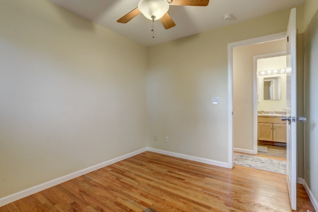 Photo - 7777 Umatilla St House