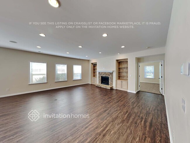 Building Photo - 4200 Chasebrook Ln