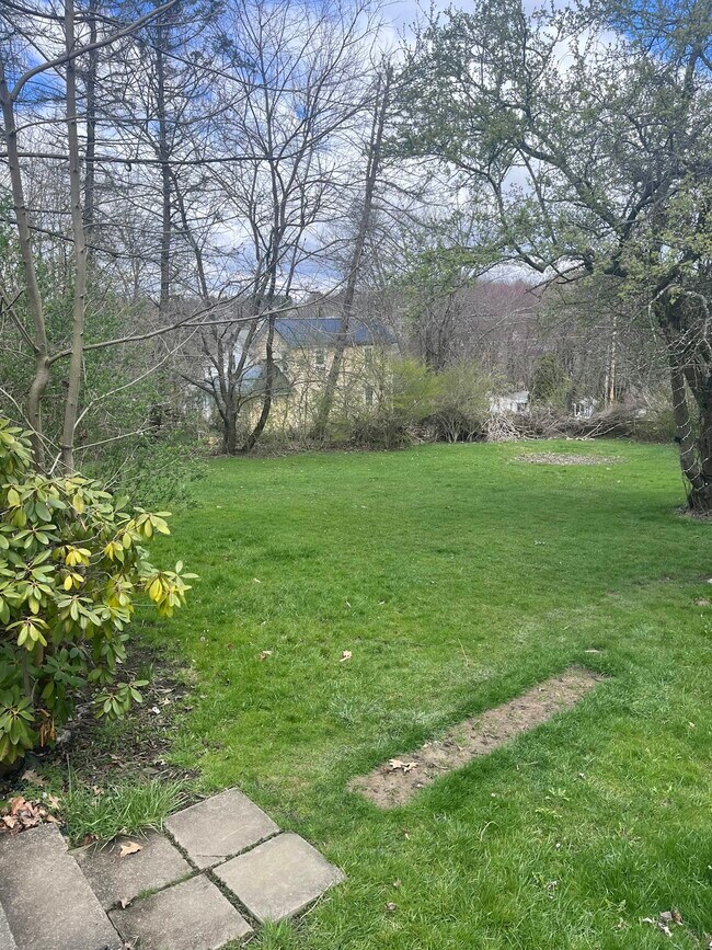 2716 Old Plank Rd, New Castle, PA 16105 House Rental in New Castle