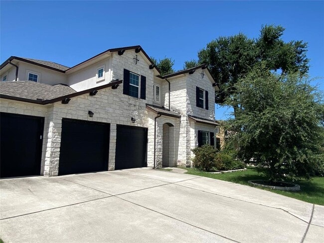 Building Photo - 14008 Laurinburg Dr