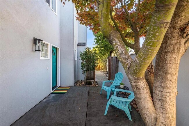 Foto del edificio - 1328 Leila Ct