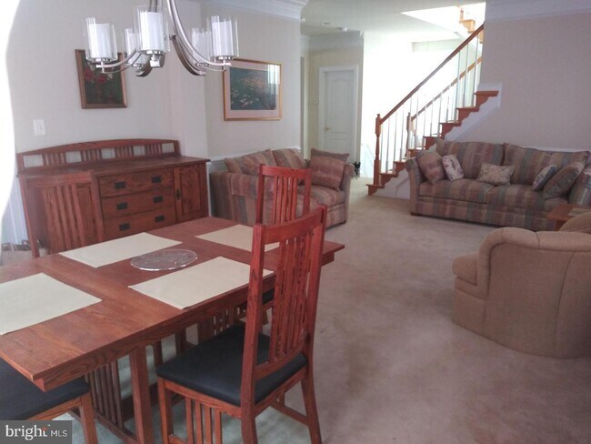 Foto del edificio - 7607 Brittany Parc Ct