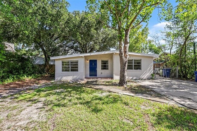 Foto del edificio - 4716 E Linebaugh Ave.